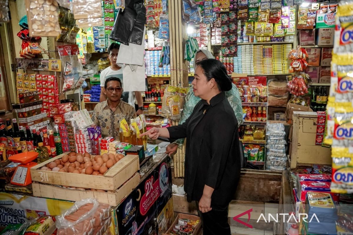 Puan Maharani minta Pemerintah untuk kendalikan harga bahan pokok