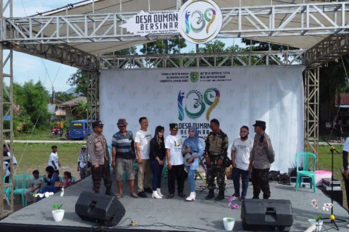 HUT ke-139, Desa Duman Lombok Barat gelar jalan santai hingga bagi-bagi doorprize