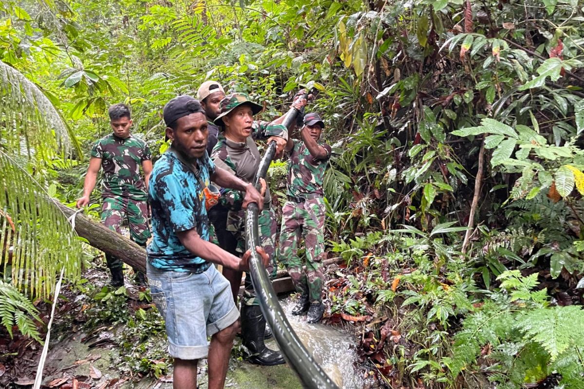 Kodam XVIICenderawasih bangun jaringan air warga Kabupaten Jayapura