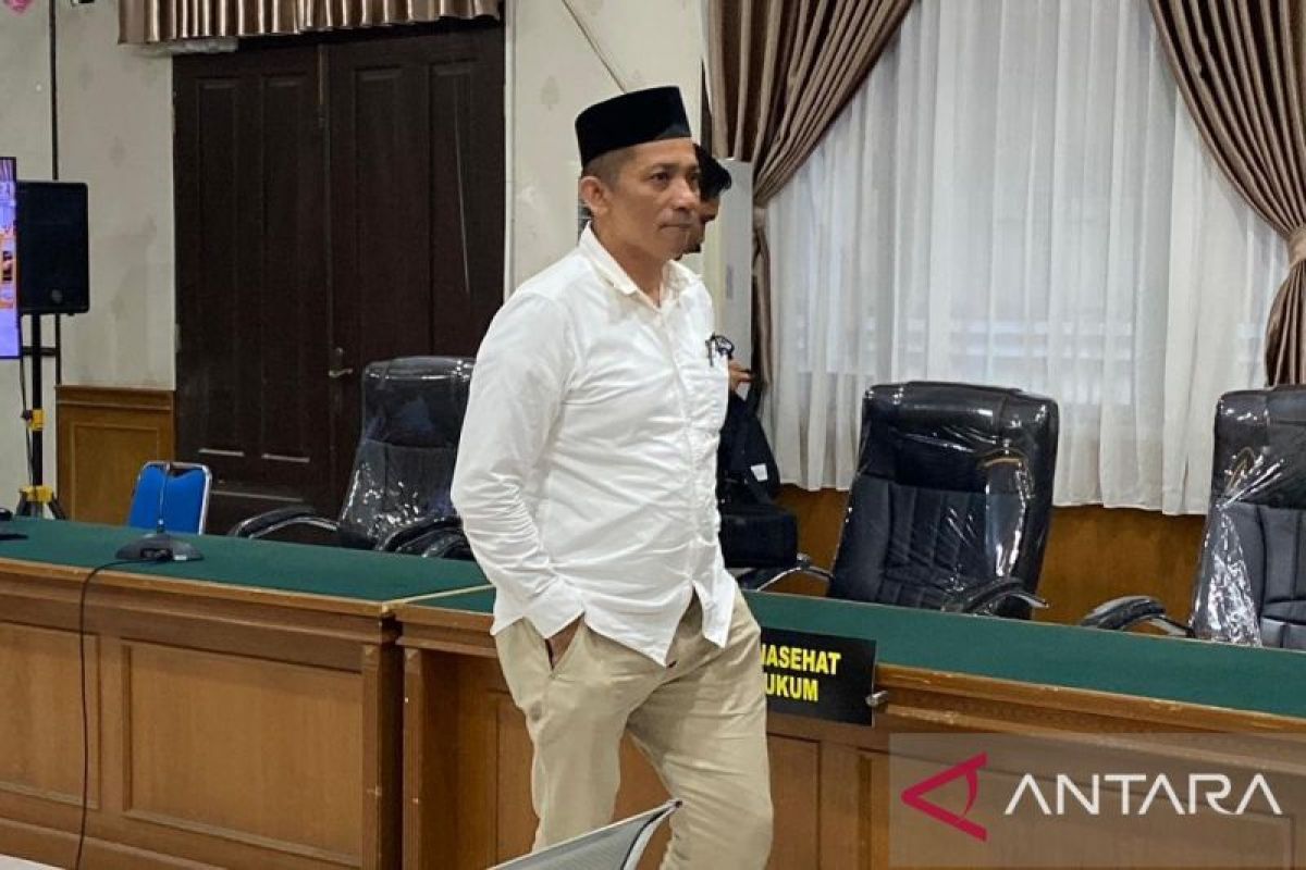 Bupati Kepulauan Meranti Muhammad Adil tersangka TPPU