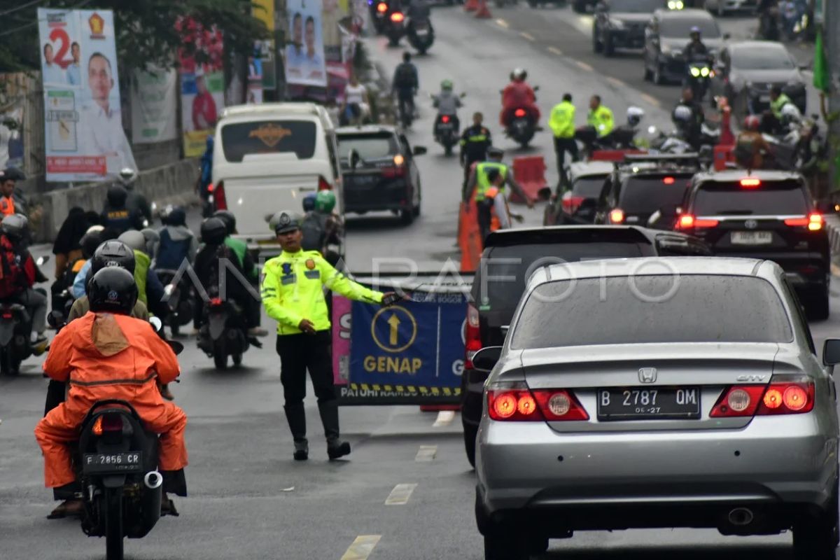 Jalur objek wisata Puncak berlakukan "car free night"