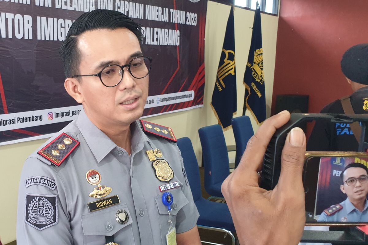 Imigrasi Palembang tingkatkan  pelayanan "eazy passport"