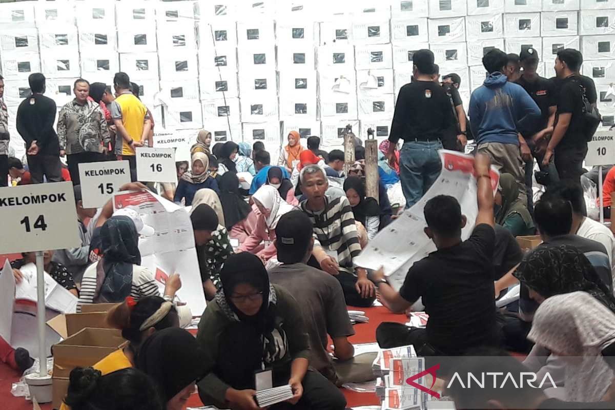 Surat suara rusak di KPU Temanggung capai 2.700  eksemplar