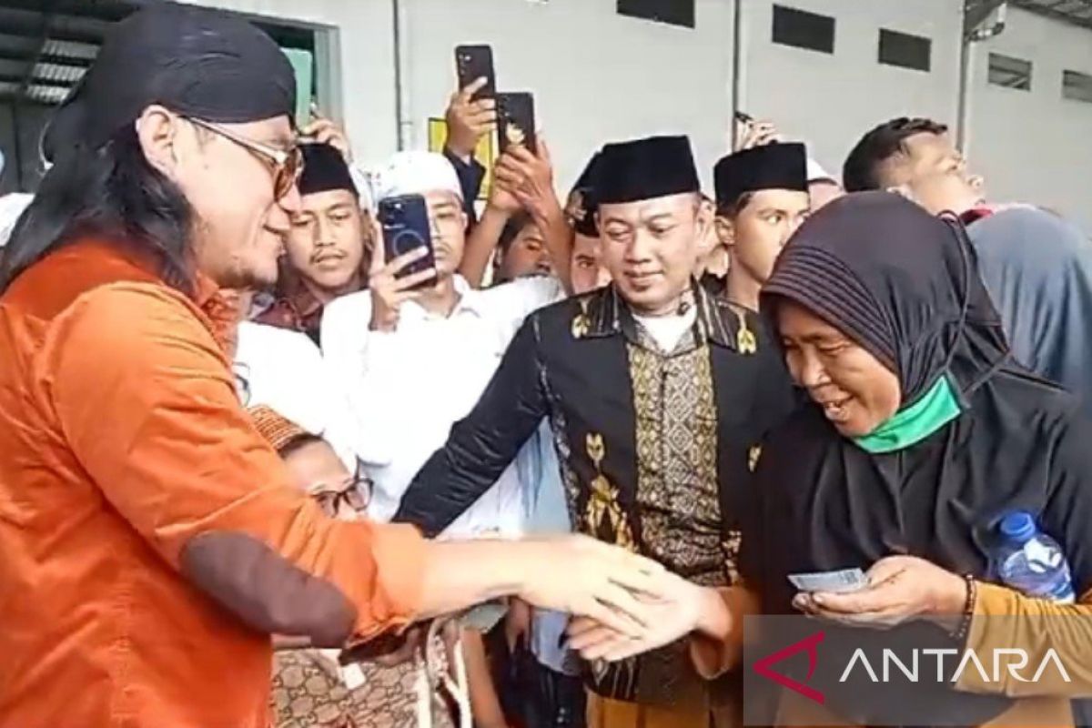 Bawaslu Pamekasan periksa pengusaha tembakau terkait bagi-bagi uang