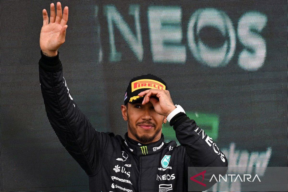 Pembalap Hamilton: W15 tampilkan peningkatan performa