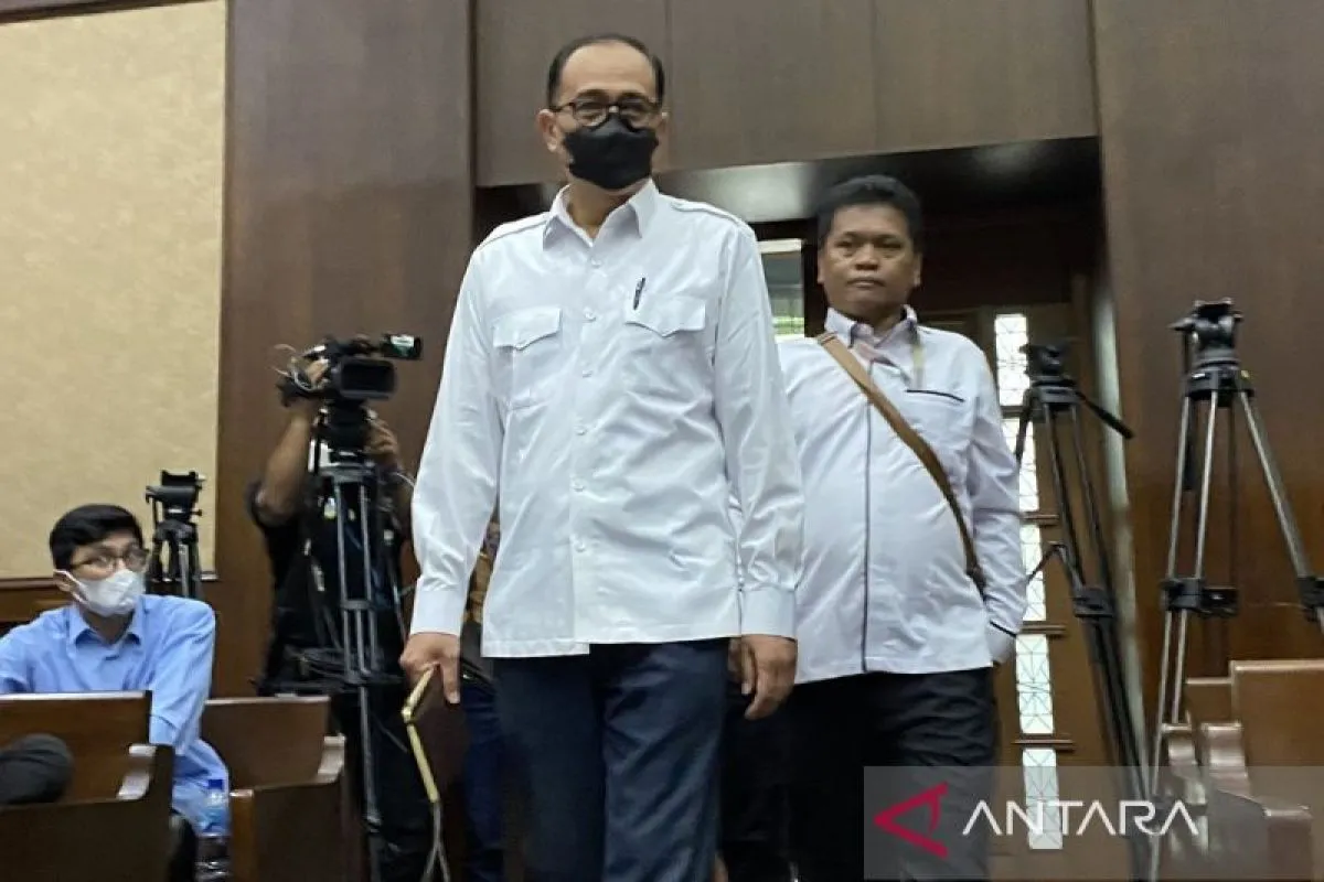 former-tax-official-rafael-alun-sentenced-to-14-years-in-prison