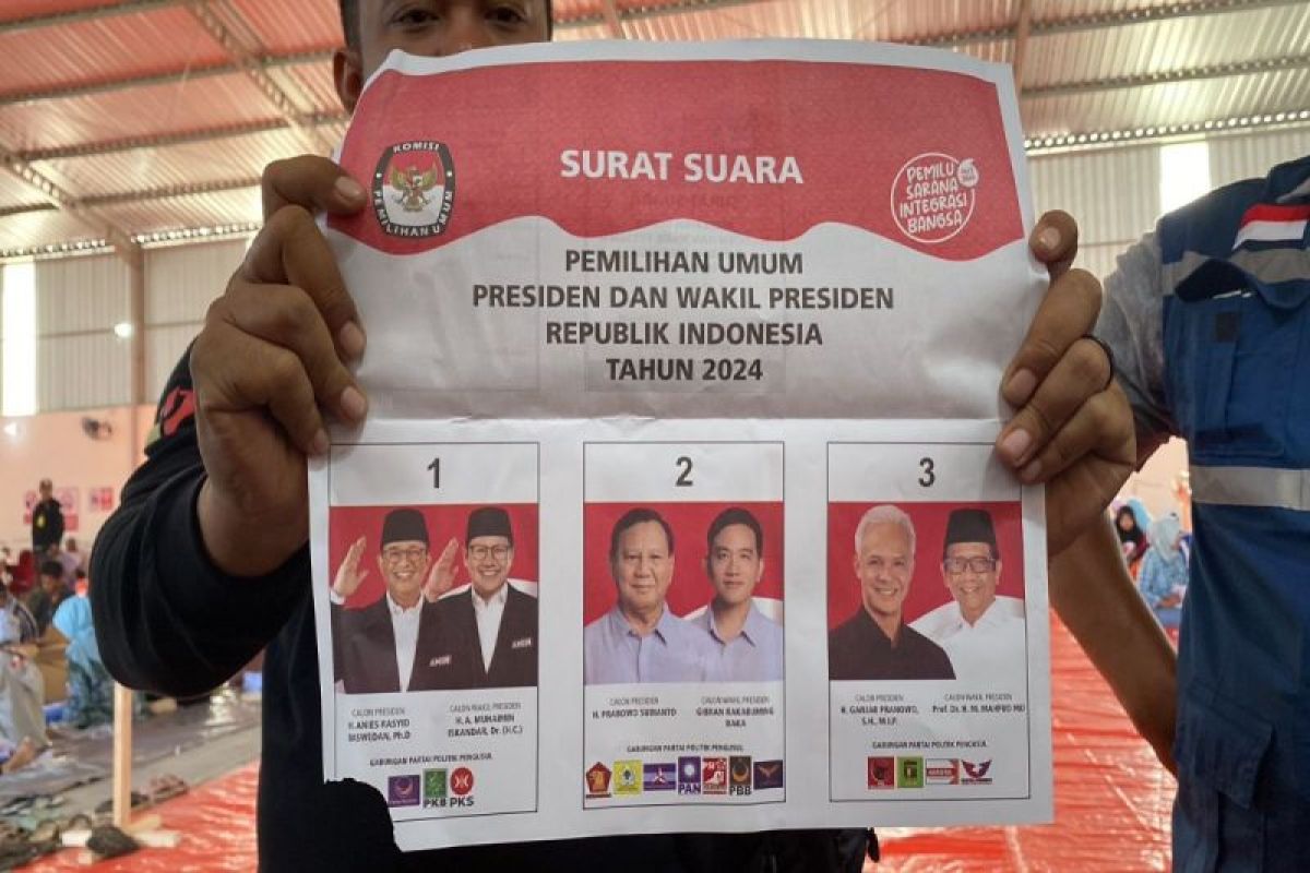 KPU  Pekalongan temukan 2.680 surat suara pilpres rusak