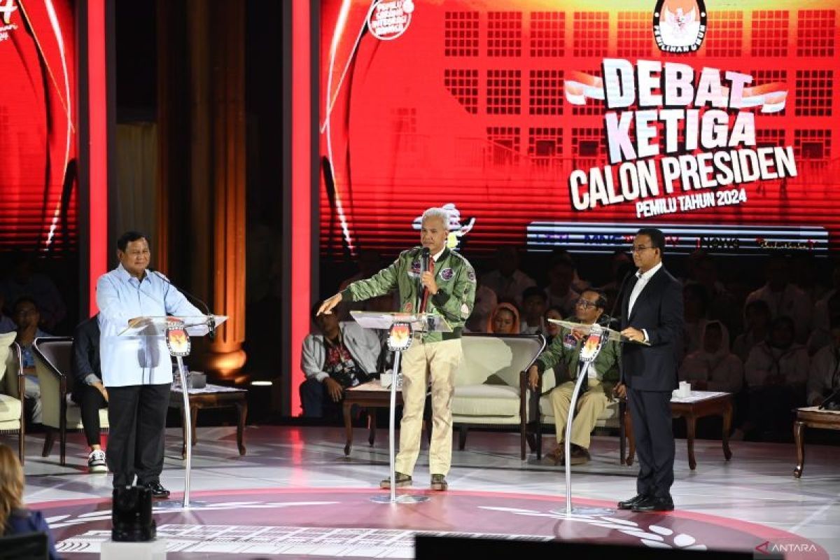 Pesan tersembunyi para Calon presiden lewat fesyen dalam debat ketiga