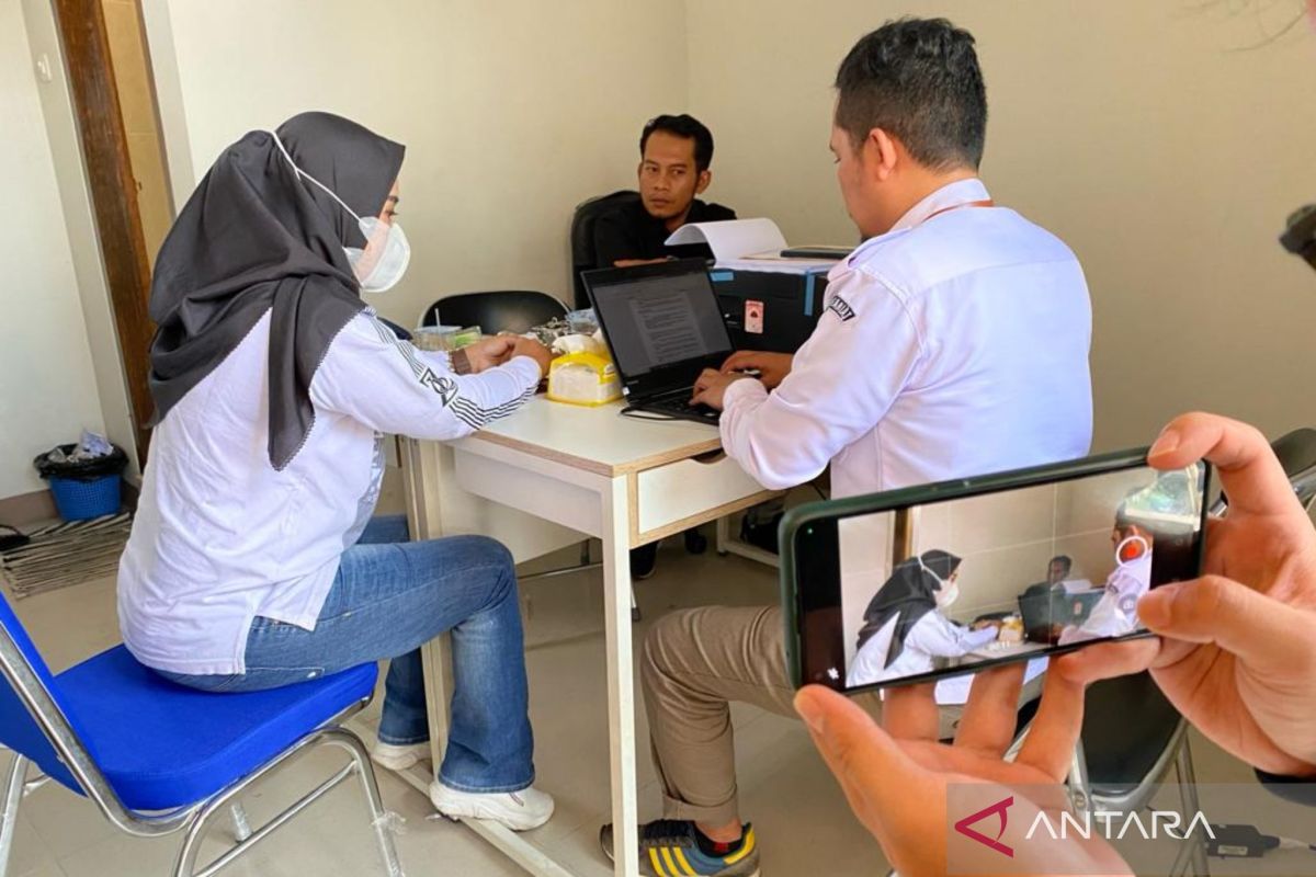 Bawaslu periksa anggota Satpol PP terkait dugaan tidak netral