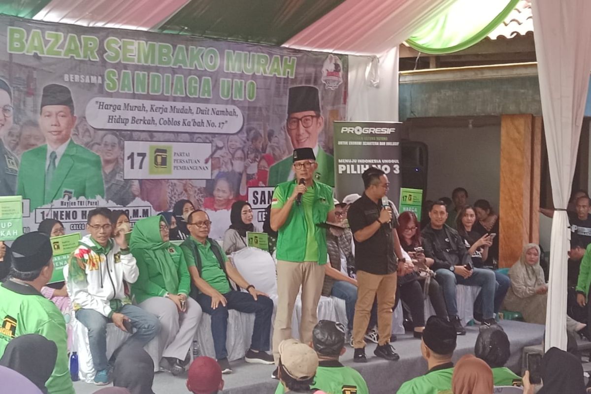 Program pengentasan kemiskinan dipadukan dalam KTP, kata Sandi