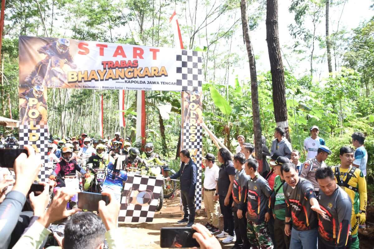 1.500  offroader ramaikan Trabas Bhayangkara di Wonosobo