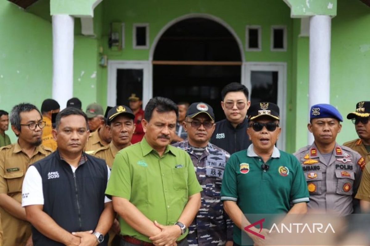 PT RAPP bantu ratusan warga korban banjir di Kabupaten Kepulauan Meranti