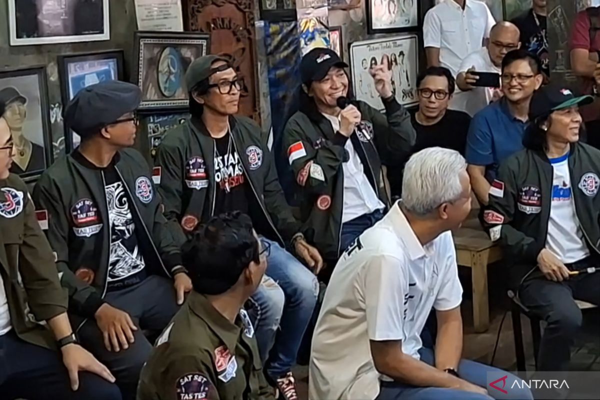 Abdee Slank mundur sebagai Komisaris Telkom