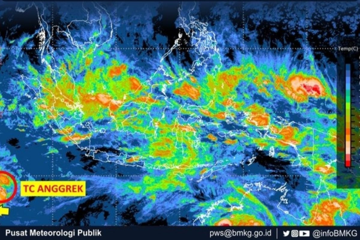 BMKG : Siklon Tropis Anggrek bergerak menjauhi wilayah Indonesia