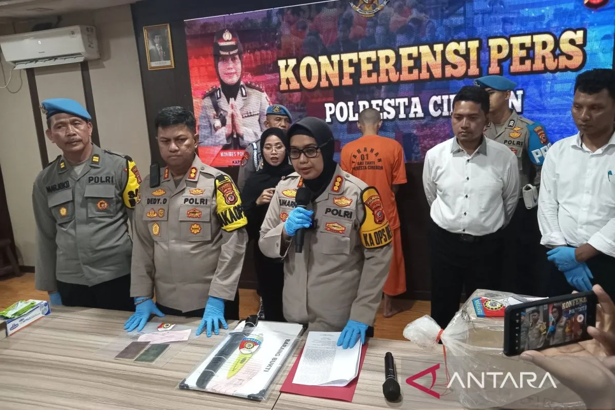 police-uncover-womans-body-wrapped-in-bedsheet-in-cirebon