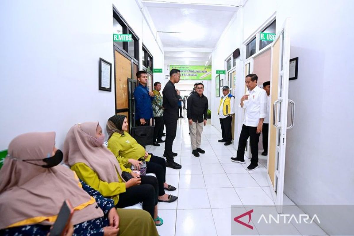 Jokowi ingin pastikan tiap puskesmas miliki alat USG kehamilan