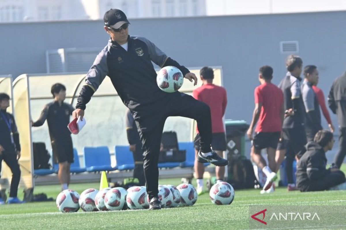 Pelatih Shin Tae-yong ungkap kebahagiaan setelah timnas Indonesia lolos ke-16 besar