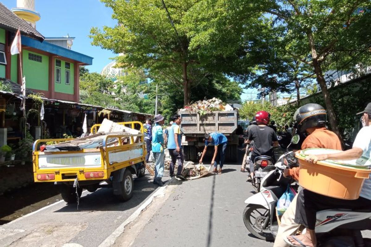 DLH siapkan satgas kebersihan lapangan saat kampanye terbuka di Mataram