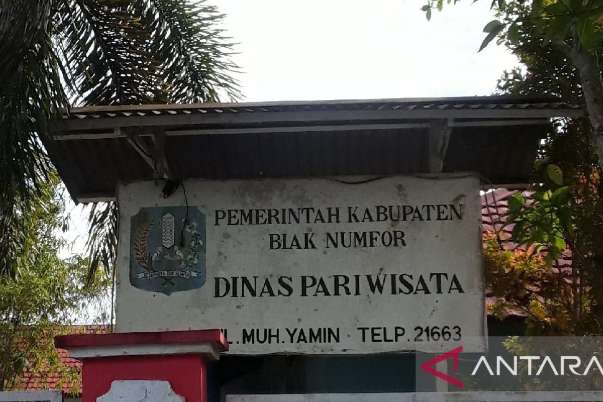 Dispar Biak sebut kenaikan pajak hiburan kebijakan dari pemerintah