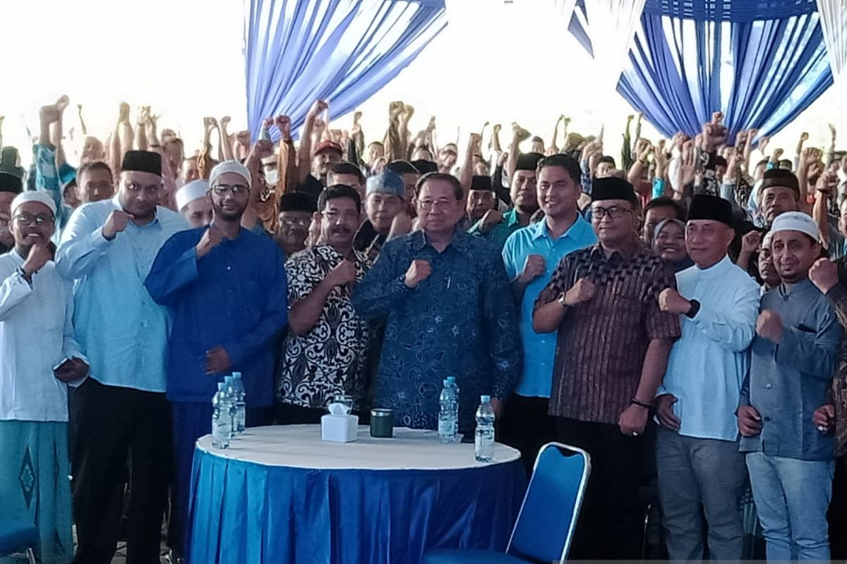 SBY minta dukungan warga Jember agar Demokrat kembali ke pemerintahan