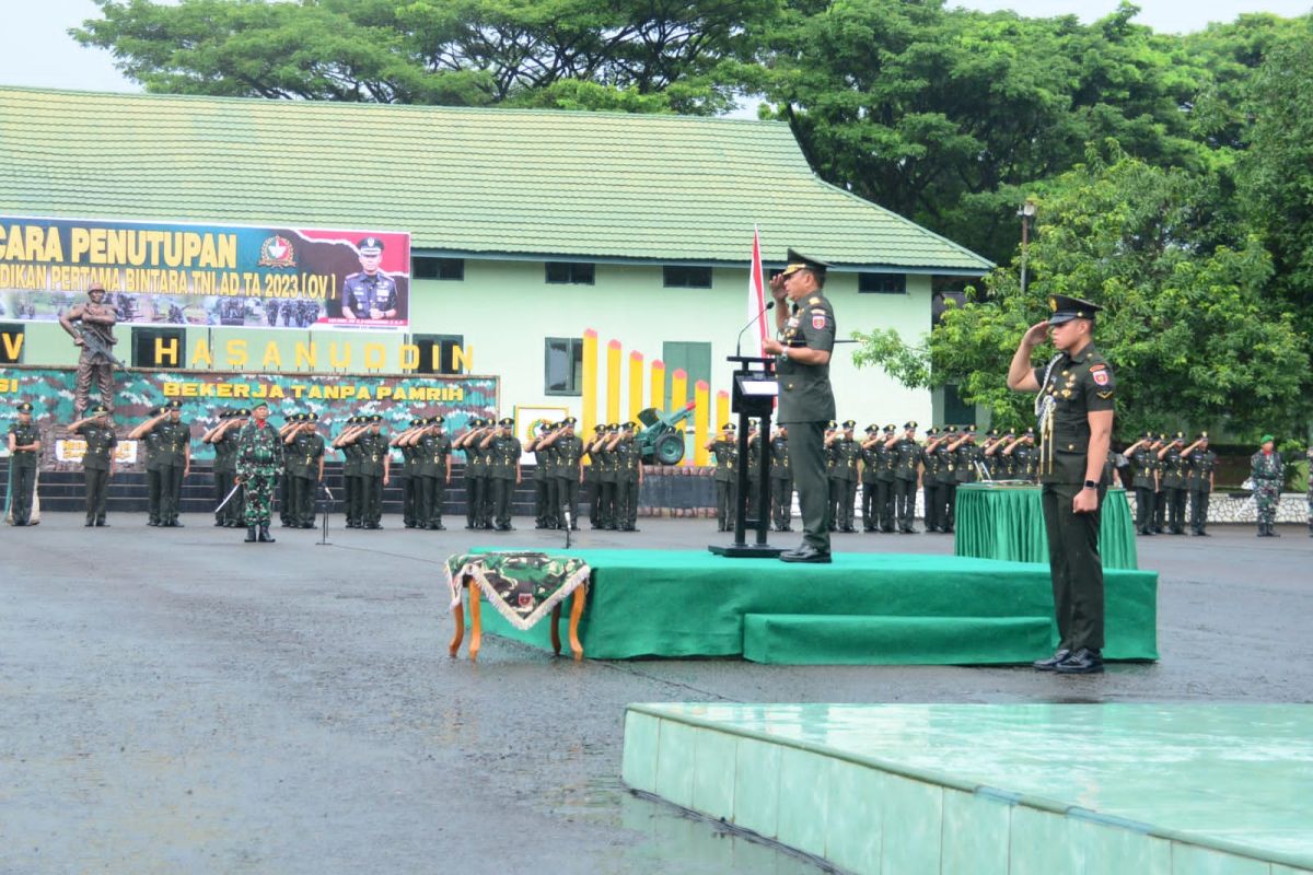 Korban kebakaran 10 barak di asrama kodam dievakuasi di Wisma Hasanuddin Makassar