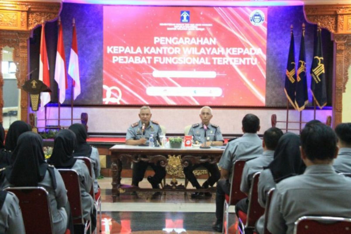 Kepala Kemenkumham Jateng beri pengarahan pejabat Divkum HAM