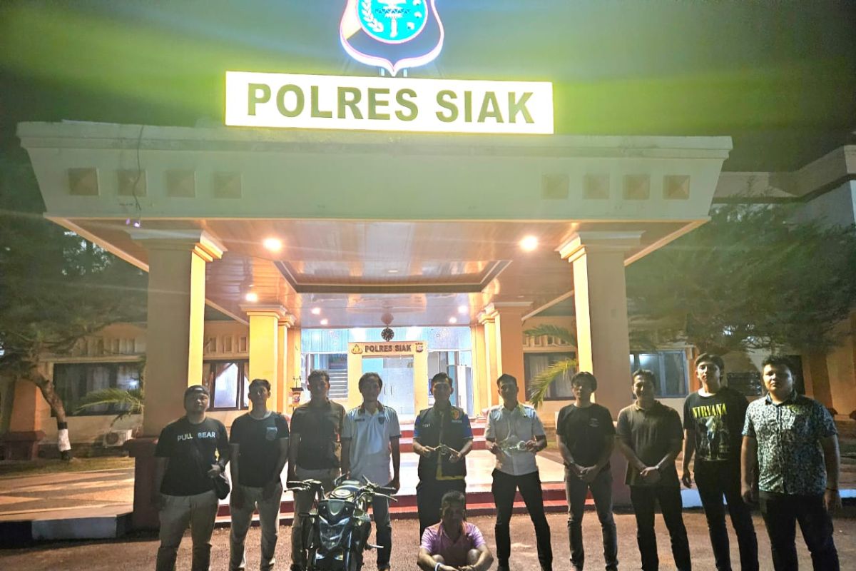 Pembegal ngaku polisi di Siak pakai senjata mainan dibekuk, satu DPO