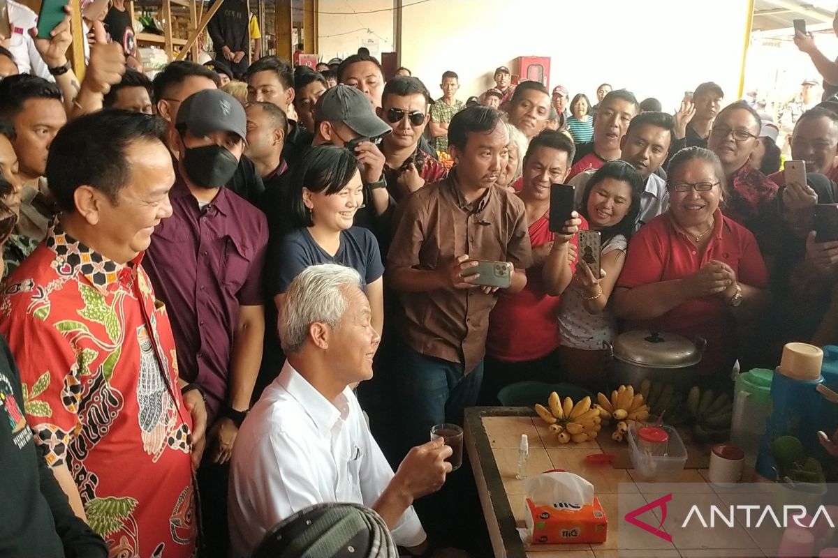 Ganjar Pranowo kunjungi Pasar Beriman Tomohon