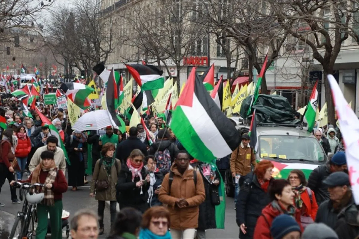 Penduduk Prancis, Jerman dan Swiss Serempak Demo Bela Palestina