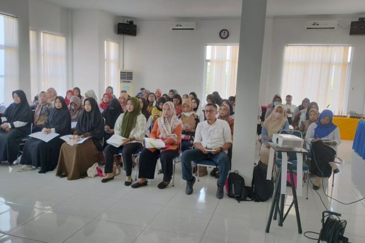 BKKBN Sultra orientasi penggunaan KKA di Kabupaten Kolaka