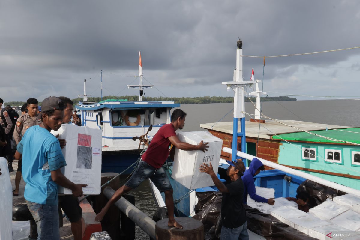 KPU Asmat distribusi logistik pemilu distrik terluar