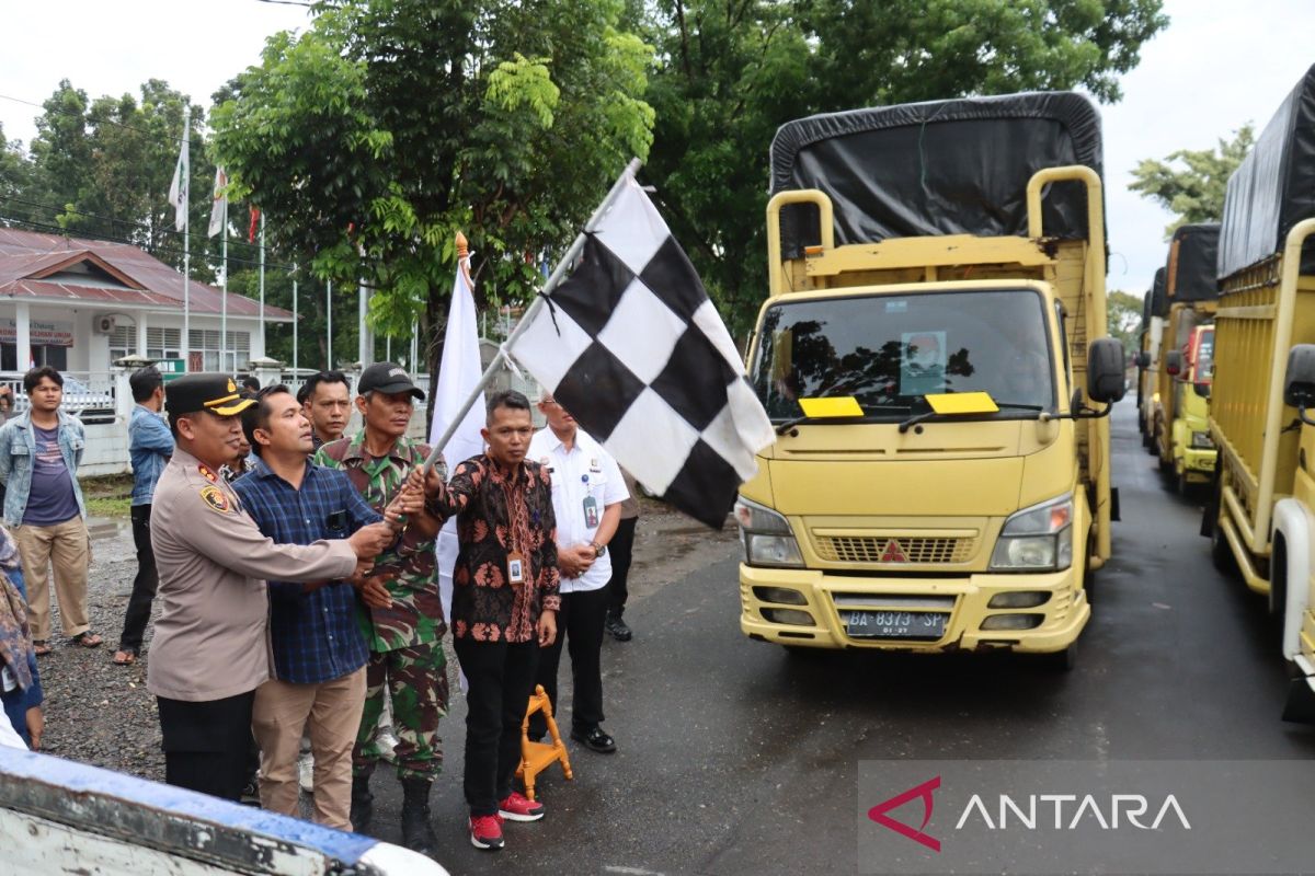 KPU Pasaman Barat distribusikan logistik pemilu ke empat kecamatan