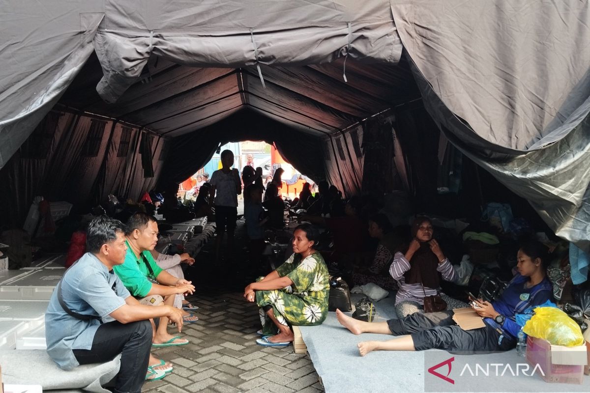 Korban banjir Demak, Jateng,  yang mengungsi 2.804 jiwa