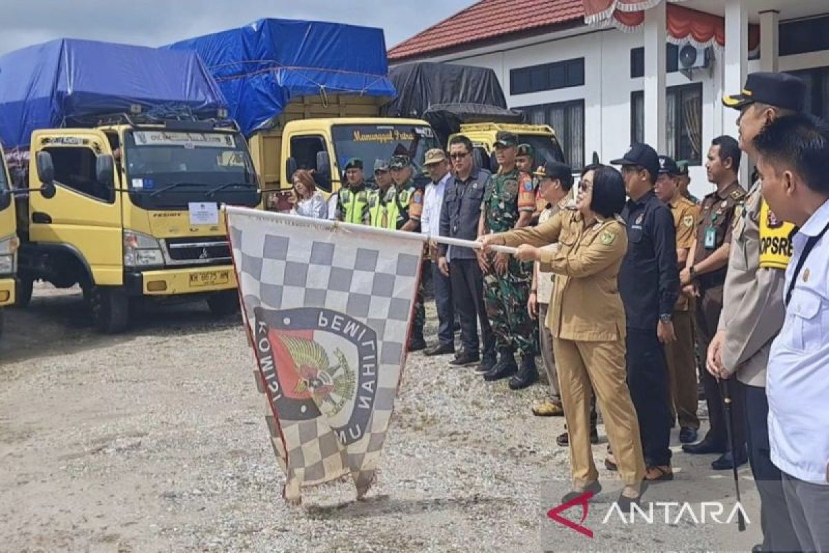 KPU Gunung Mas distribusikan logistik pemilu ke sembilan kecamatan