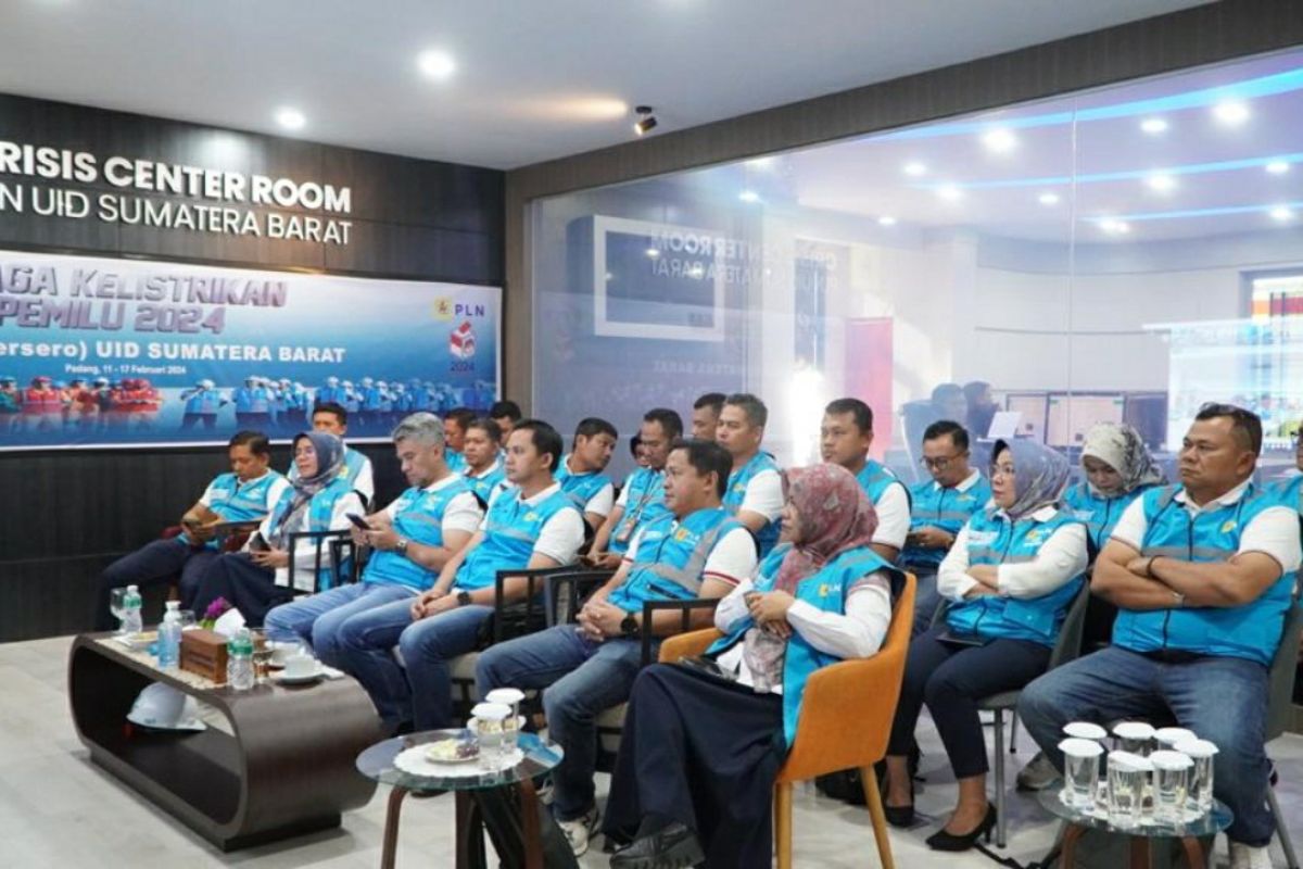 "Video Conference" serentak bersama Direksi, PLN berkomitmen jaga keandalan listrik masa Pemilu di Sumbar