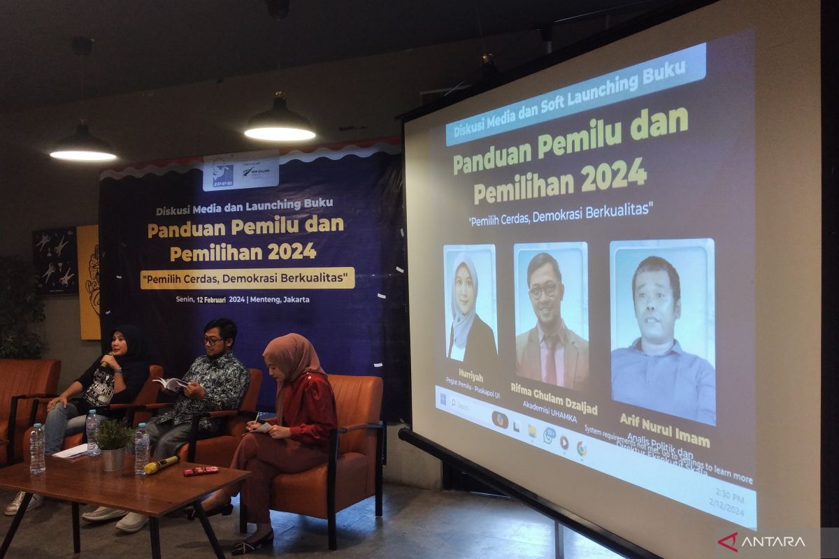 JPPR meluncurkan buku panduan Pemilu dan Pilkada 2024