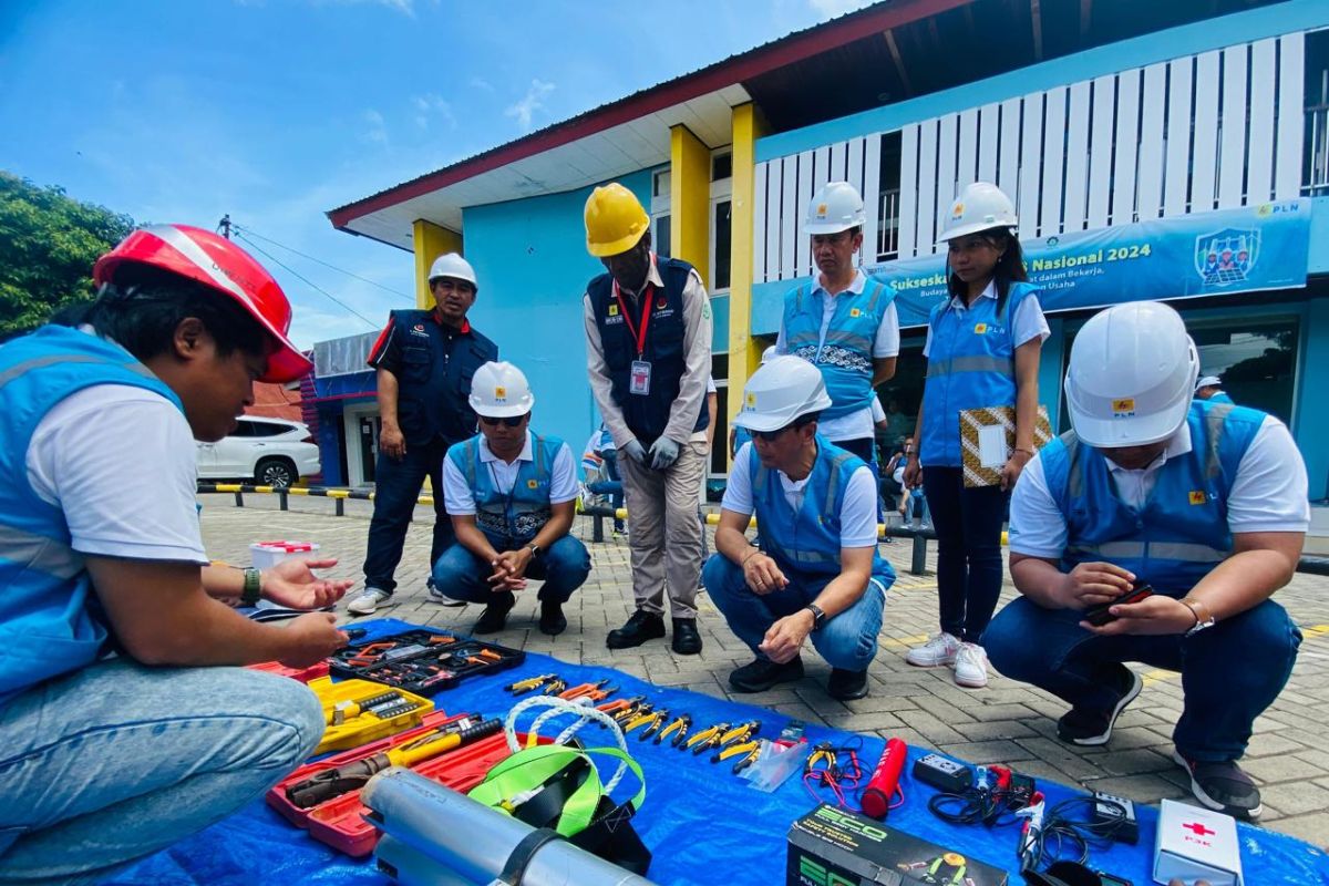 PLN NTT siagakan 1.170 personel cegah gangguan kelistrikan saat Pemilu