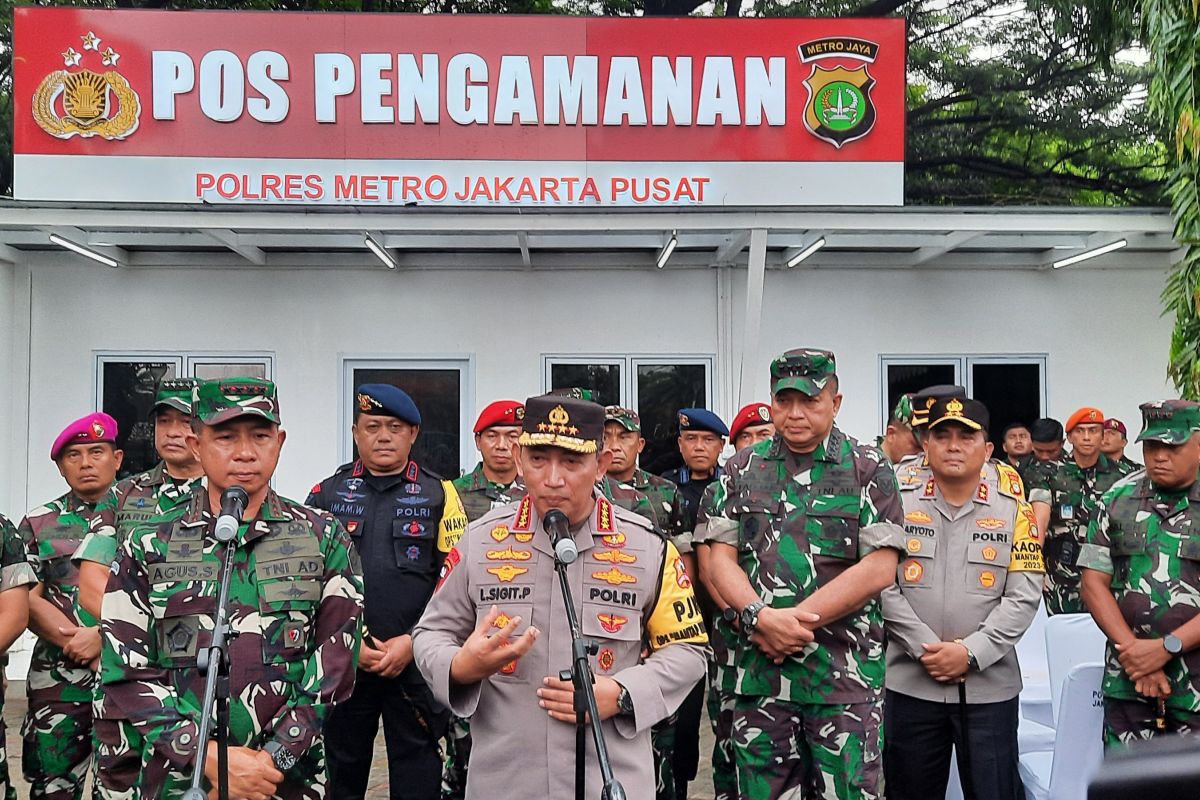 Kapolri pastikan pemungutan suara aman dan terkendali