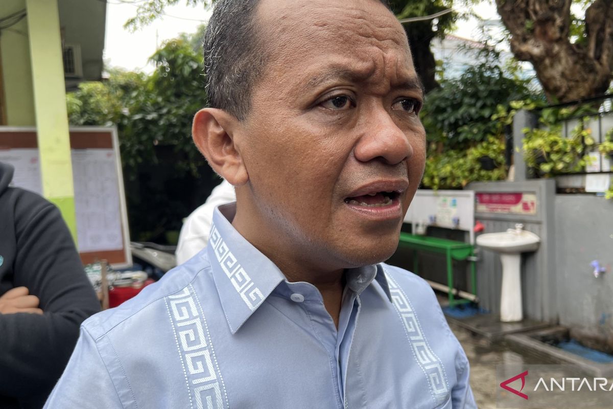 Menteri Bahlil: Produksi baterai mobil listrik capai 100 GWh pada 2027