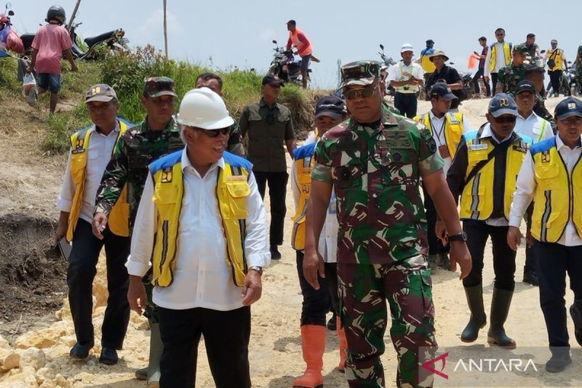 Menteri PUPR Basuki sebut titik tanggul jebol di Sungai Wulan Demak sudah ditutup