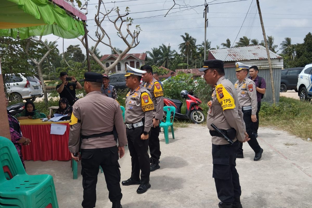 PSU tujuh TPS di Dumai berjalan lancar, puluhan polisi bersiaga