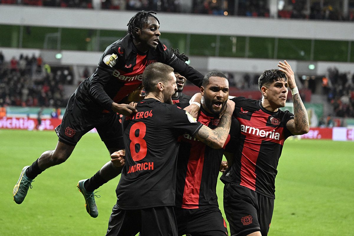 Leverkusen unggul delapan poin dari Muenchen