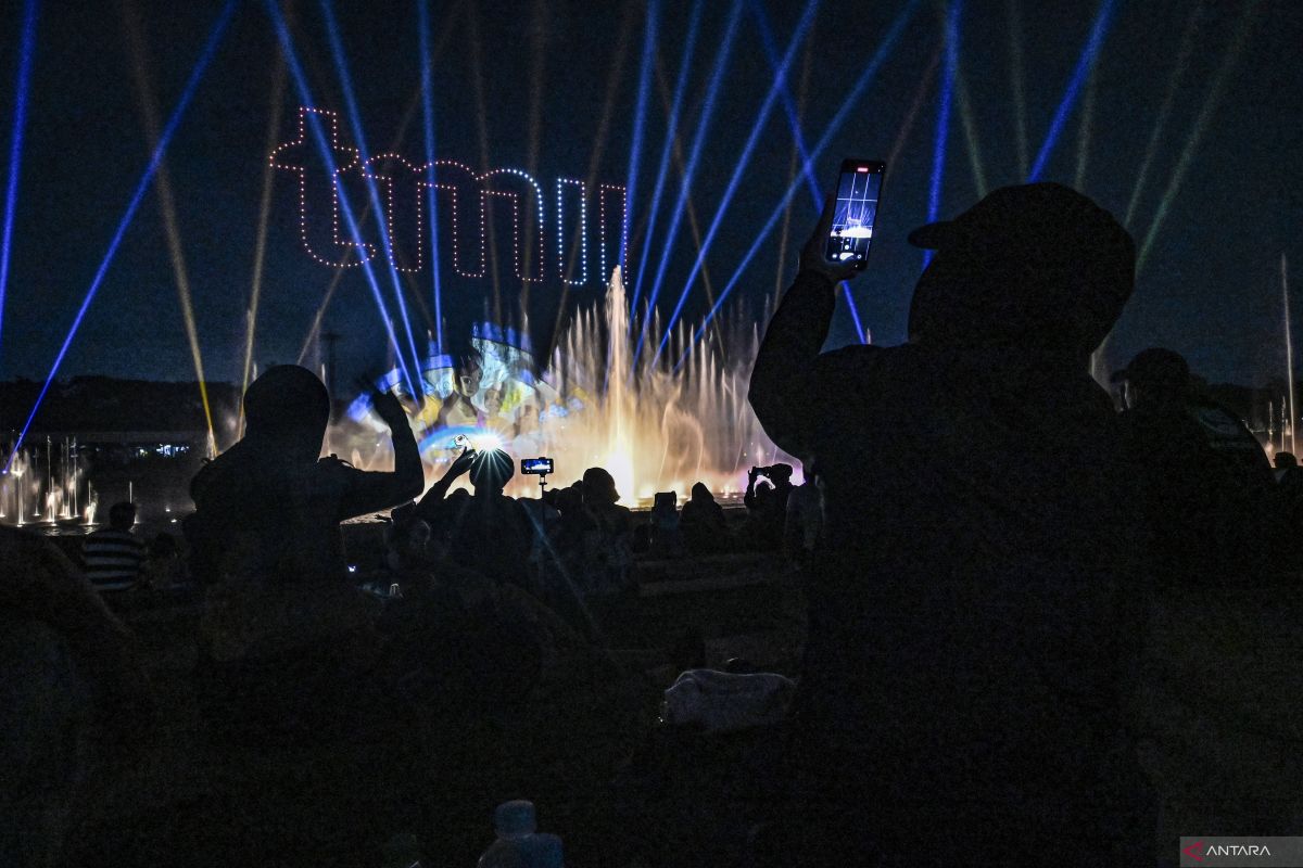 TMII menggelar festival "Taman Imlek Indonesia Bersate"