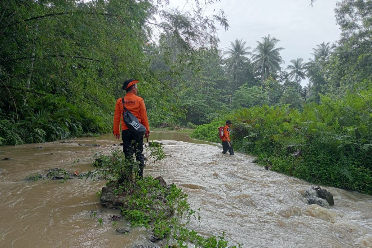 SAR Gabungan bagi dua tim cari kakek yang hilang di Konsel