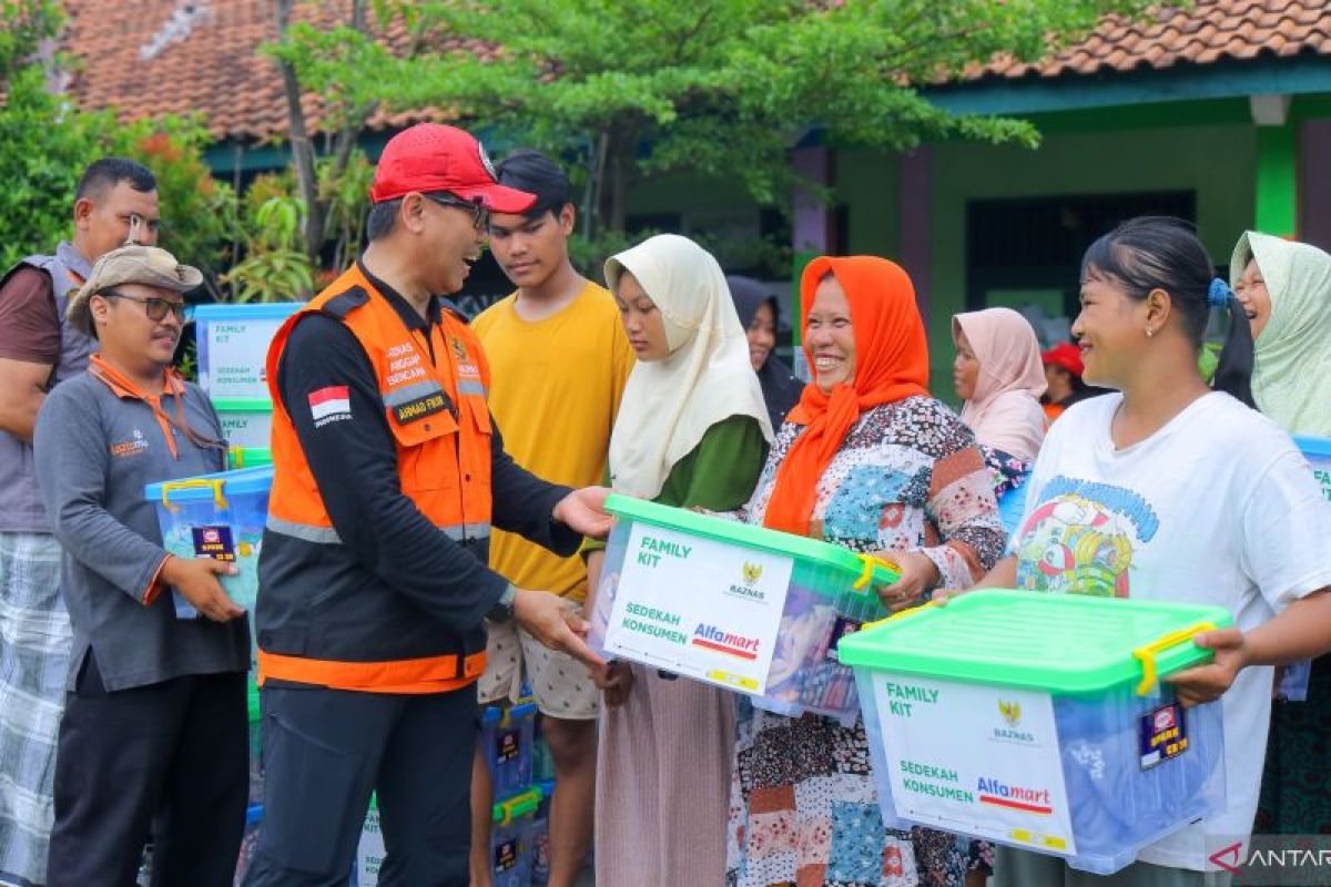 Baznas RI beri 600 paket logistik korban banjir Demak, Jateng