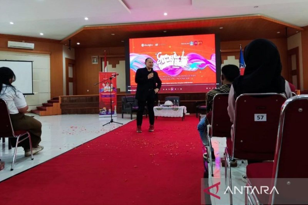 Mahasiswa di Kendari ikuti edukasi literasi keuangan digital