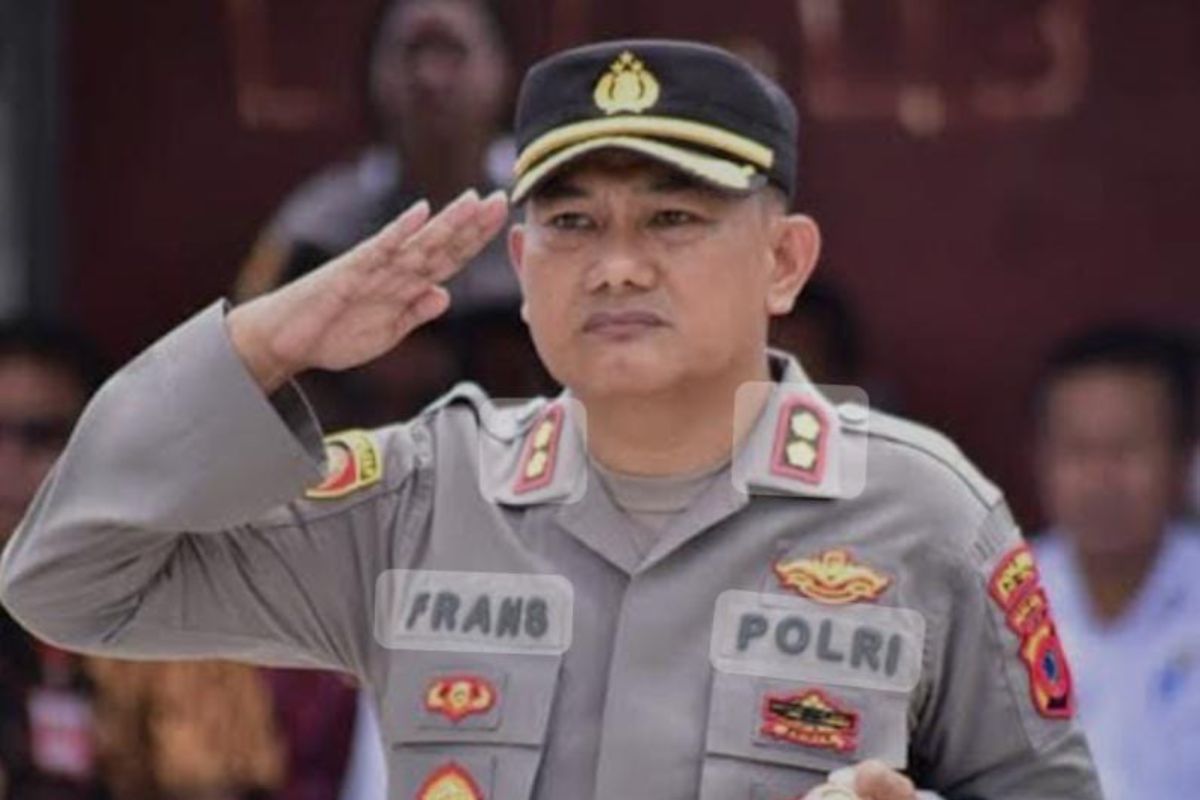 Amankan bentrok, Kasat Reskrim Polres Malra terluka kena panah