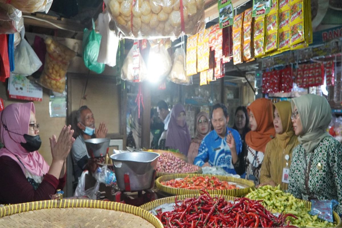 Dinas Perdagangan Kulon Progo mejjamin stok beras aman