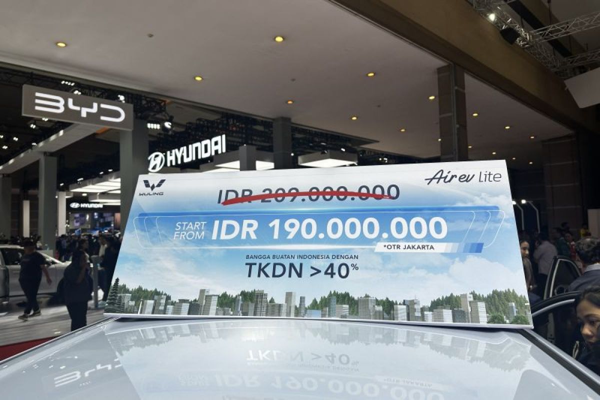 Daftar promo dan diskon mobil listrik di IIMS2024