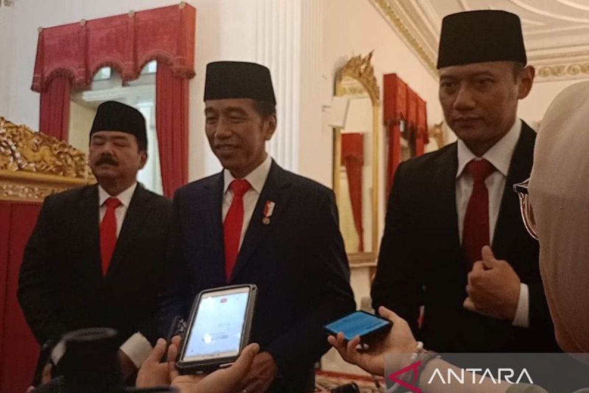 Jokowi: Saya tak ragu beri posisi Menteri ATR kepada AHY